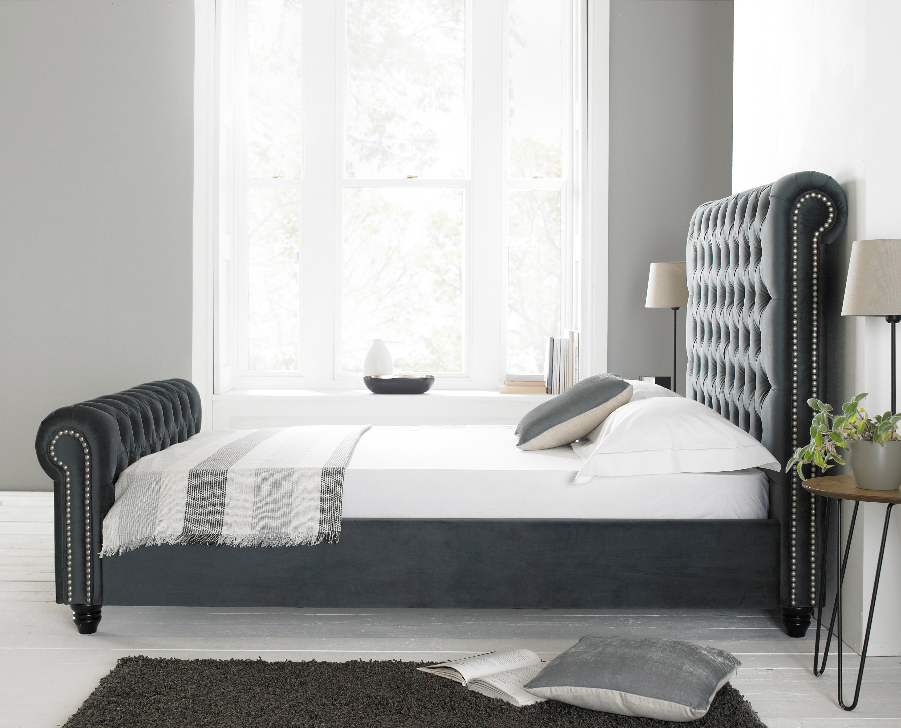 Paris 5'0 Bed - Grey