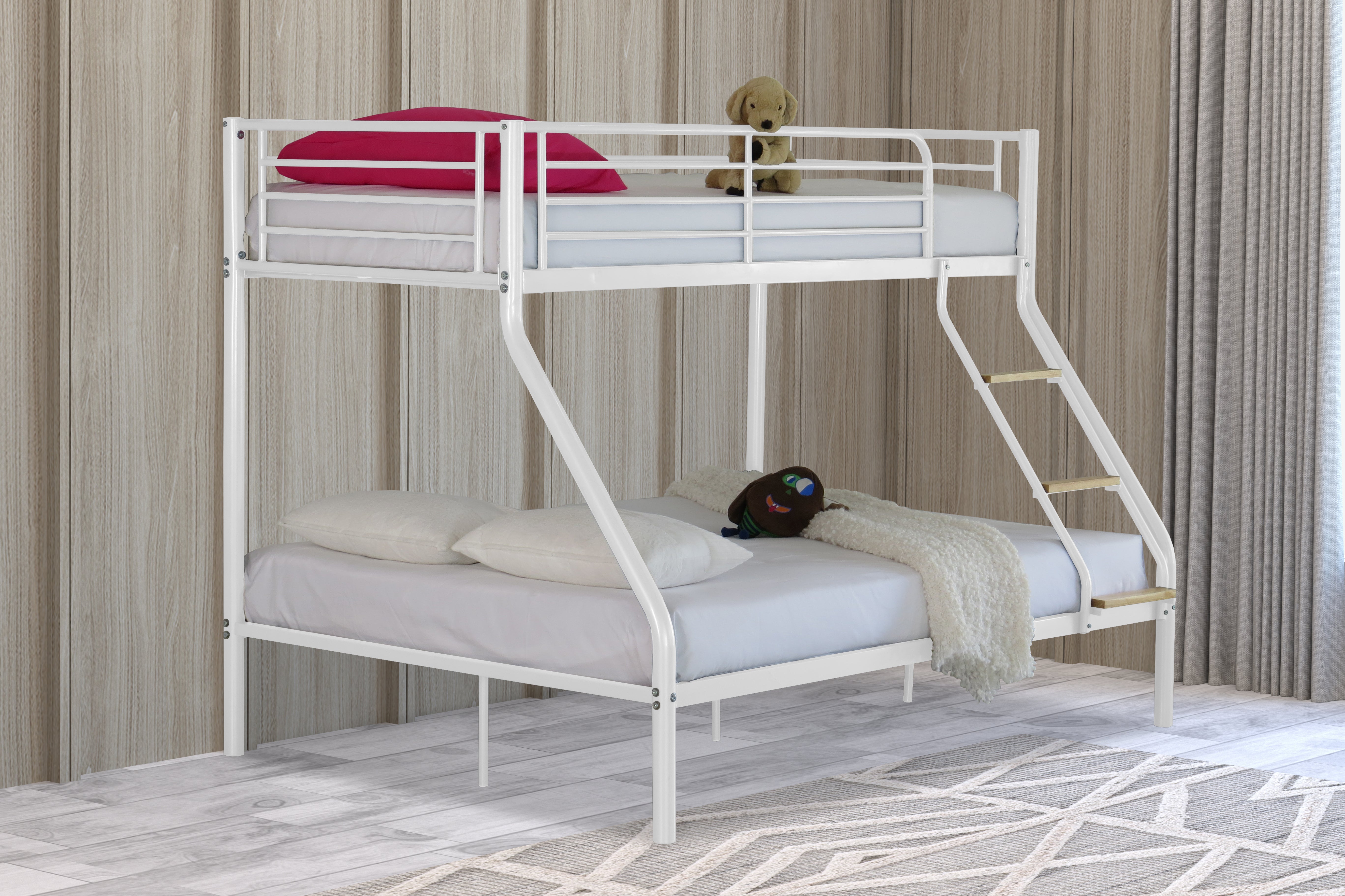 Teri Triple Sleeper - White